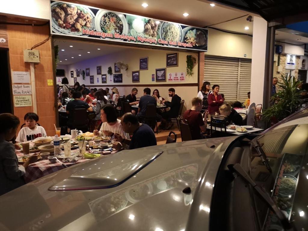 Ou Inn Cameron Highlands ,Ferm Nyonya Restaurant Танах-Рата Экстерьер фото